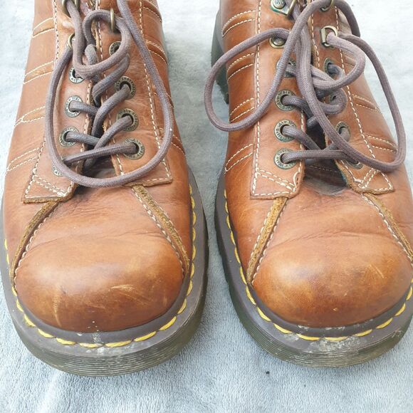 Dr Martens 9764  Mens Oxford Shoes Light Brown Cl Leather Lace Up Round Toe 12 main image 5
